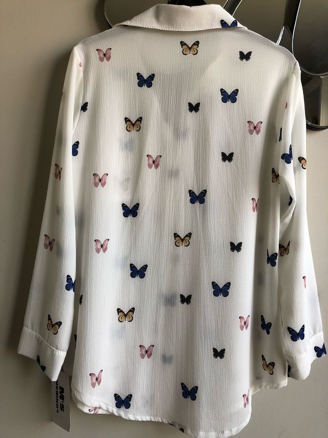 Blusa mariposas