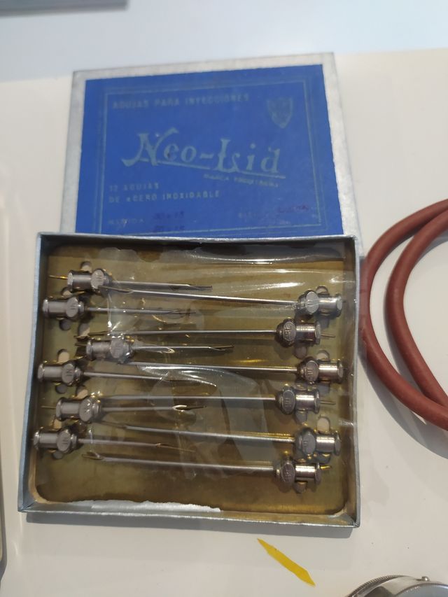 utensilios médicos antiguos