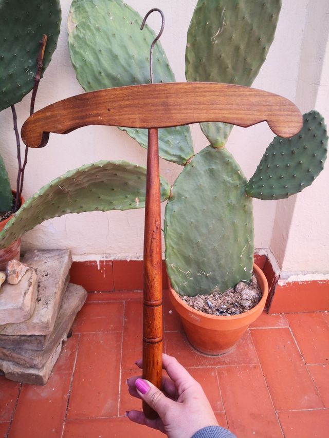 perchas antiguas, mínimo 80 años