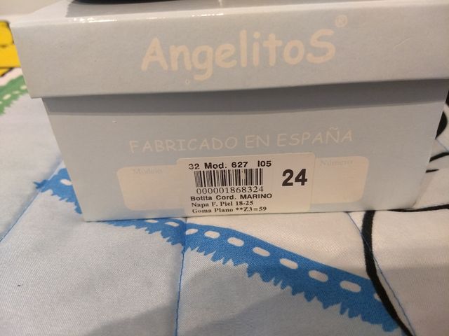 Botas  cordón marino.