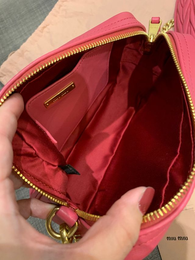 Bolso bandolera Miu Miu auténtico nuevo