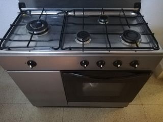 COCINA DE GAS de segunda mano por 280 EUR en Fuenlabrada en WALLAPOP