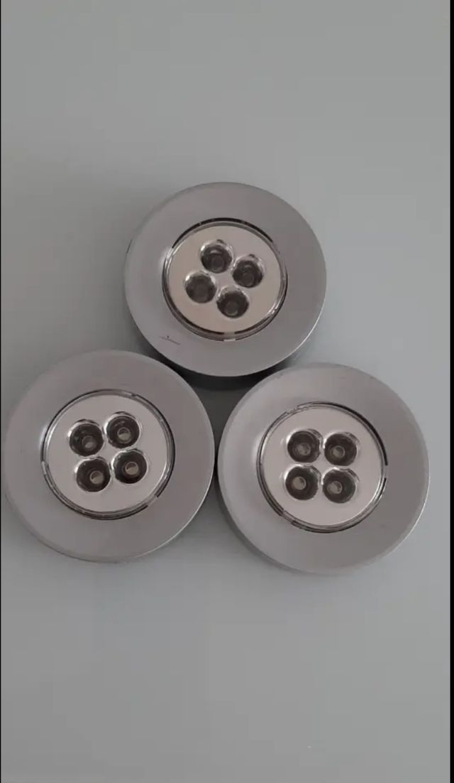 Tres focos bombillas Led