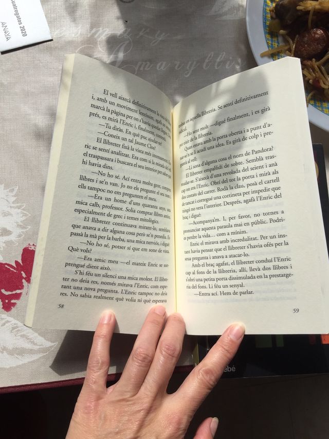 Els di monís de pandora