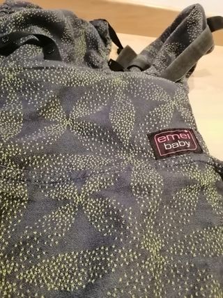 mochila emeibaby de segunda mano por 50 EUR en Pamplona/Iruña en