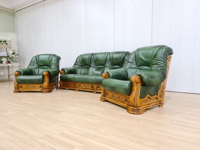 Tresillos Rusticos de Piel Natural  Verdes.