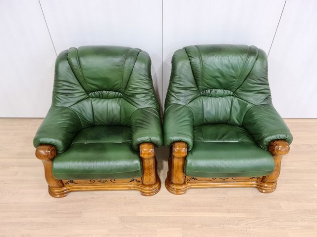 Tresillos Rusticos de Piel Natural  Verdes.