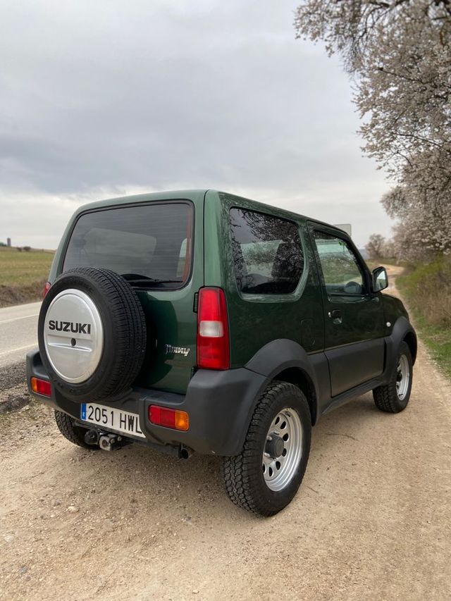 Suzuki Jimny 4*4 de segunda mano por 9.504 € en El Burgo de Osma en