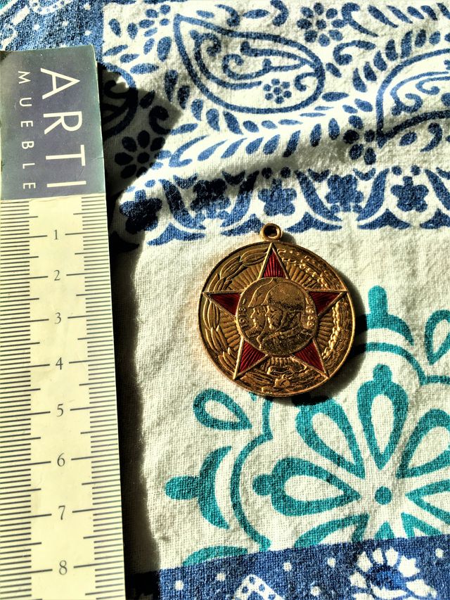 Medalla 50 Aniversario Fuerzas Armadas URSS 1968