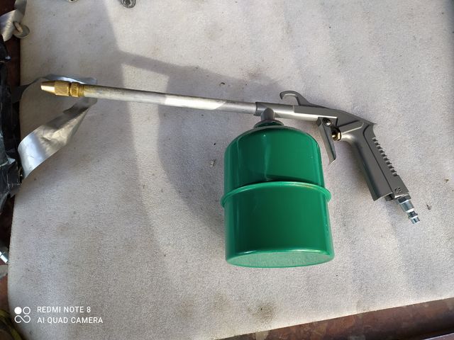 Pistola de petrolear o pulverizar