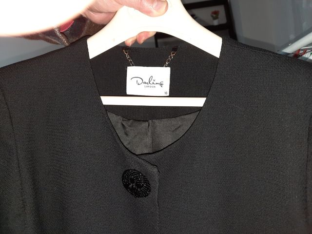 Chaqueta 3/4 negro muy elegante 