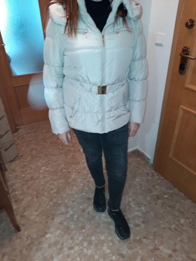 Parka color marfil talla 44. El corte inglés 