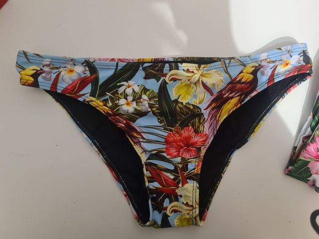Braguitas de bikini nueva
