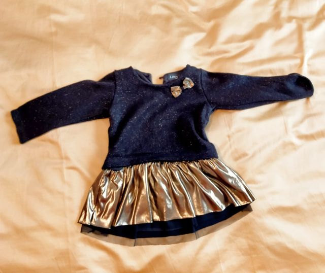 Vestido de 6a 9 meses.