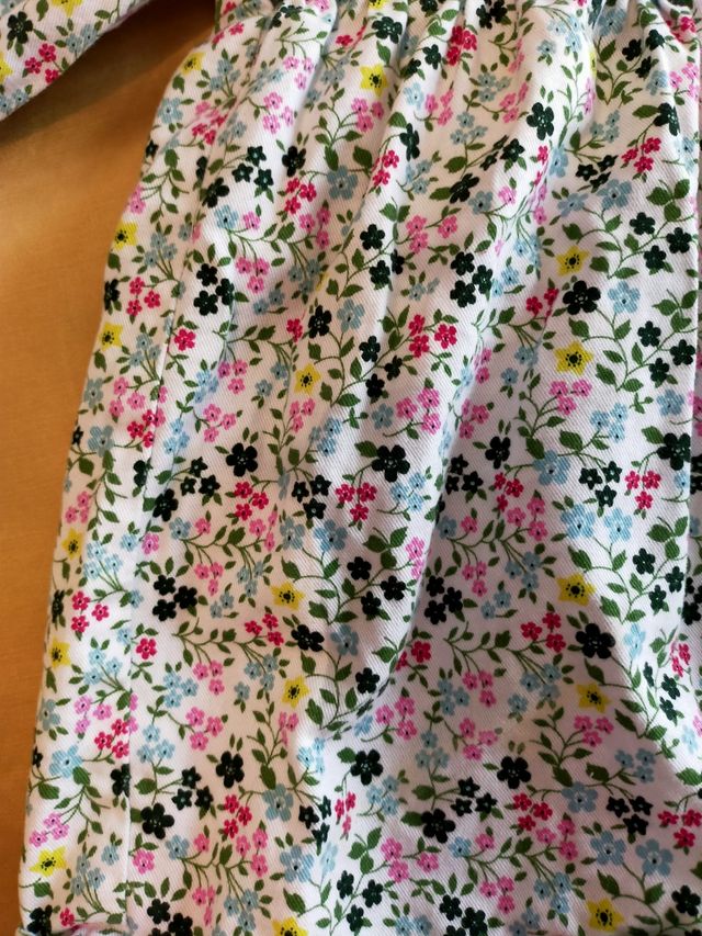 Vestidito de 6 a 9 meses.