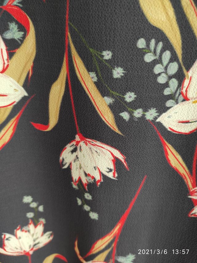 vestido azul marino con flores talla 52