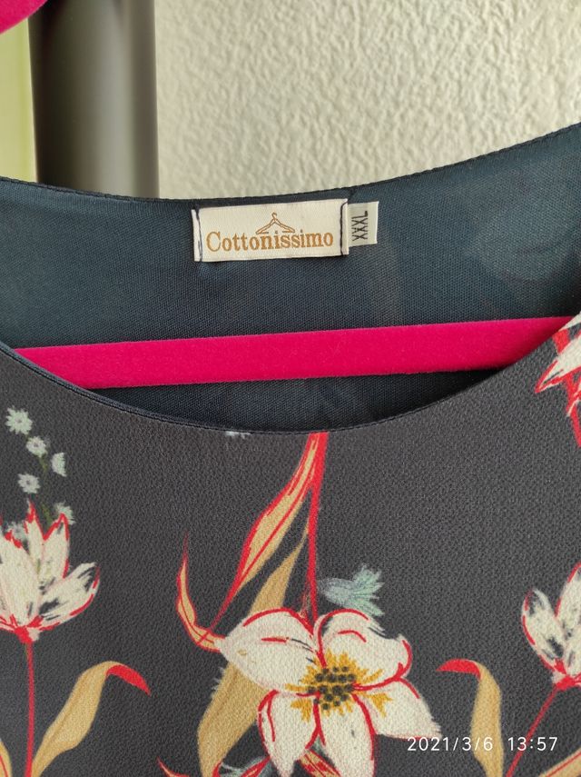 vestido azul marino con flores talla 52