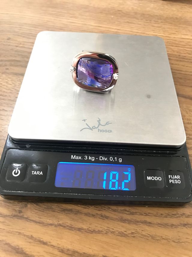 Anillo oro 18k amatista grande y 2 diamantes