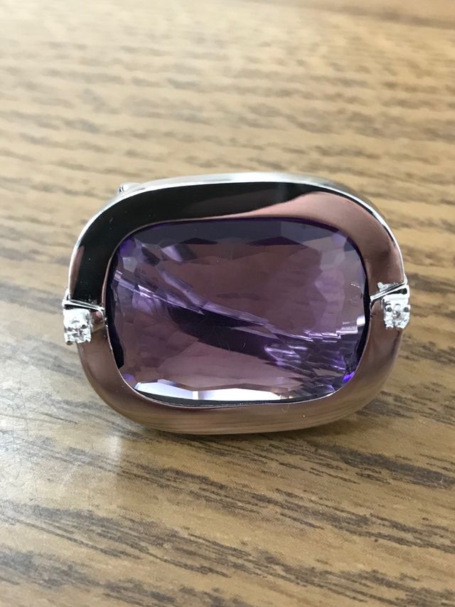 Anillo oro 18k amatista grande y 2 diamantes