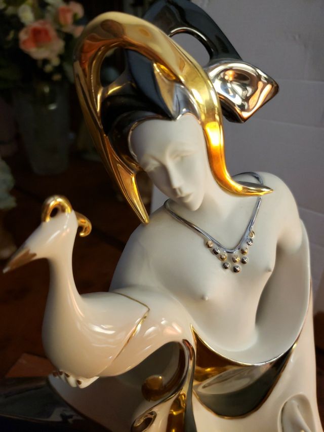 FIGURA GALOS DE PORCELANA