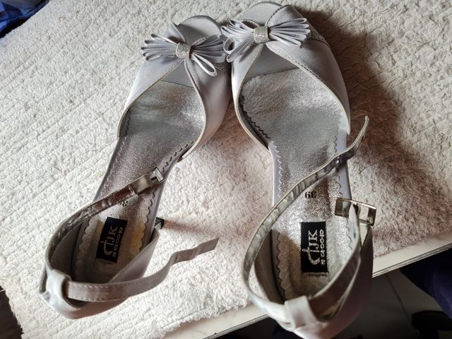 Sandalias plateadas, num 39,tacón 10cm