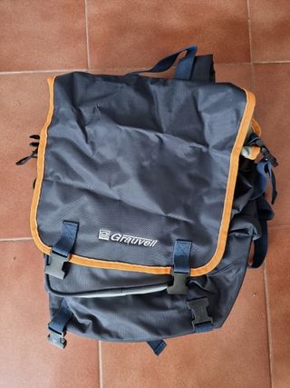 Mochila Pesca Grauvell + REGALO de segunda mano por 19,99 EUR en Torrevieja  en WALLAPOP