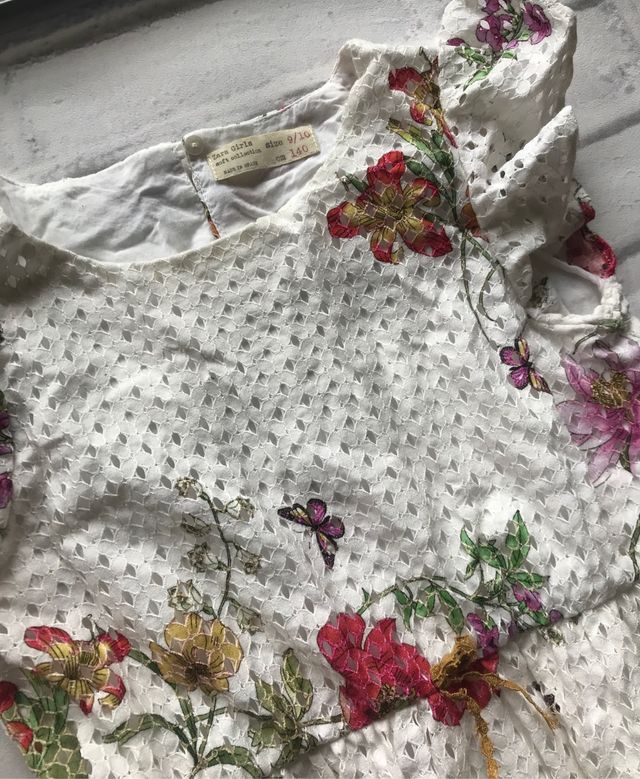 Vestido de niña Zara