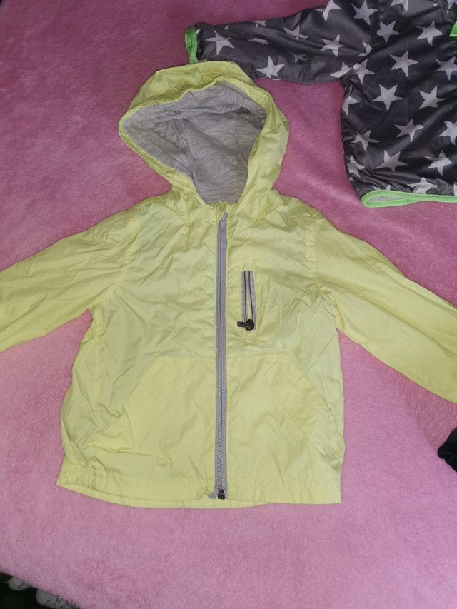 abrigos 9-12 m los 3 abrigos x 15 €