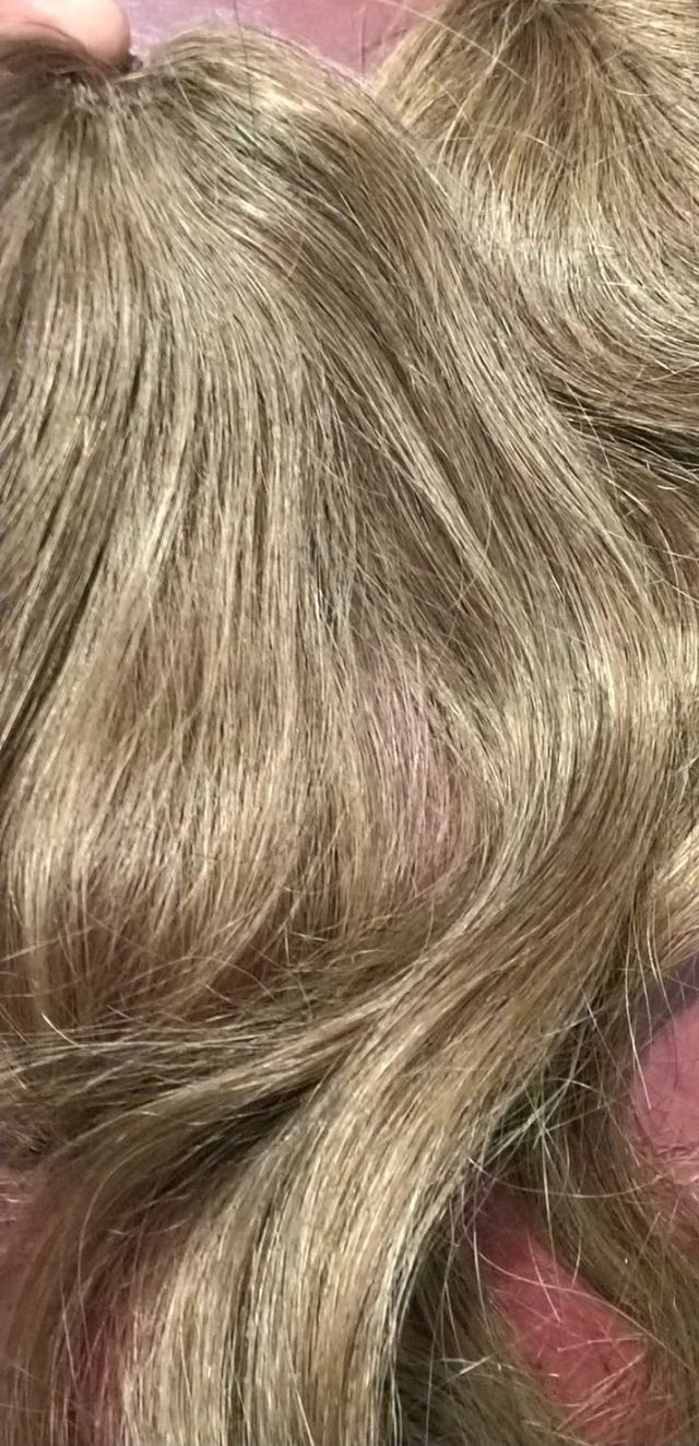 Frangia finta fatta di capelli naturali