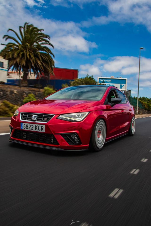 Lip AZ RACING  Seat Ibiza 6f espadin