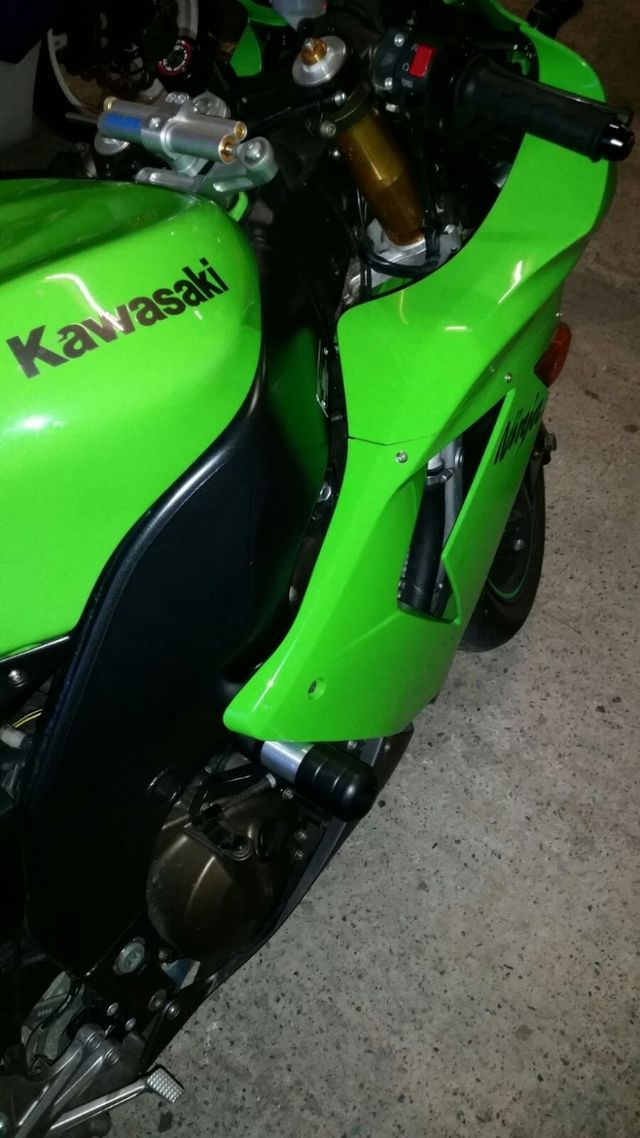 Anticaidas kawasaki Zx10r 2004-2005