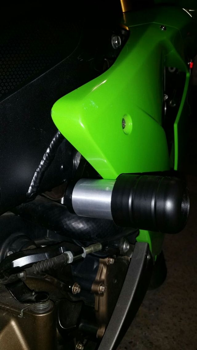 Anticaidas kawasaki Zx10r 2004-2005