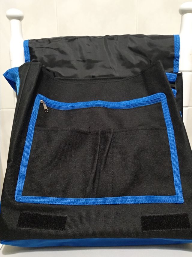 Bolsa con bandolera. A estrenar. Carrera Ibercaja