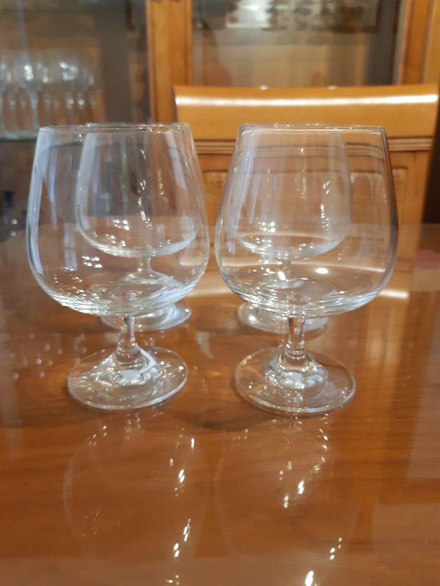 4 Copas coñac o licor