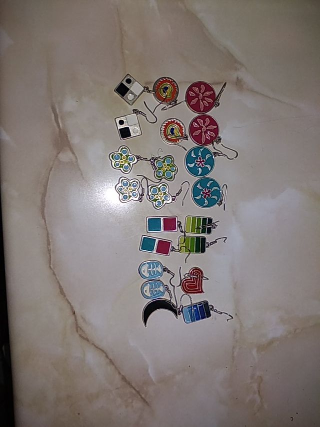 9 juegos de pendientes