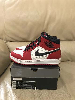 Air Jordan Alpha 1 Chicago nuevas a estrenar de segunda mano por 400 EUR en  Puerto de Santiago en WALLAPOP