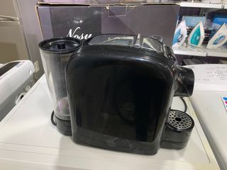 Cafetera capsulas nosy de segunda mano por 39 EUR en Torrevieja en WALLAPOP