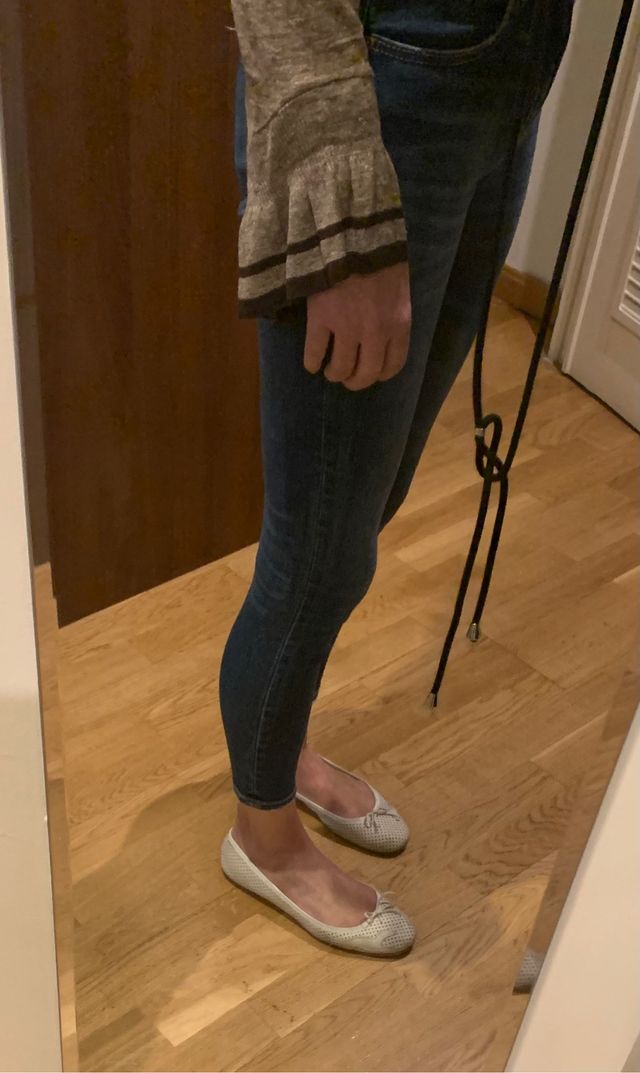 Conjunto vaquero y camiseta