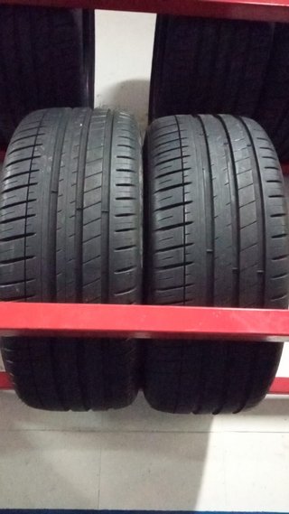 225-215 /45 R17