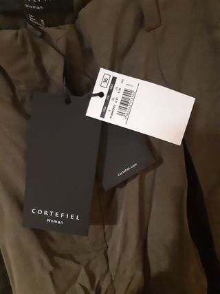 Pantalon ancho cortefiel de segunda mano por 3,5 EUR en Badajoz en WALLAPOP
