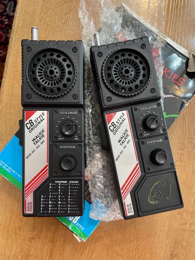 Walkie-talkie NS 881