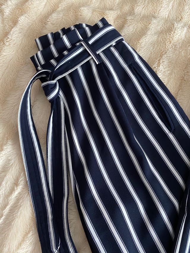 Pantalones Stradivarius a estrenar