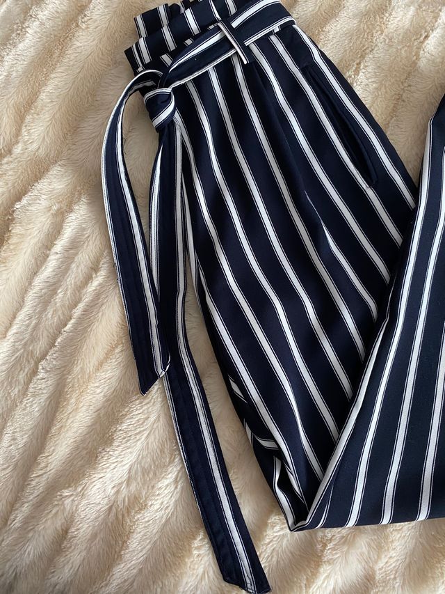 Pantalones Stradivarius a estrenar