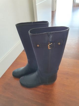 Botas de agua de Massimo Dutti (Mujer) de segunda mano por 28 EUR en Málaga  en WALLAPOP