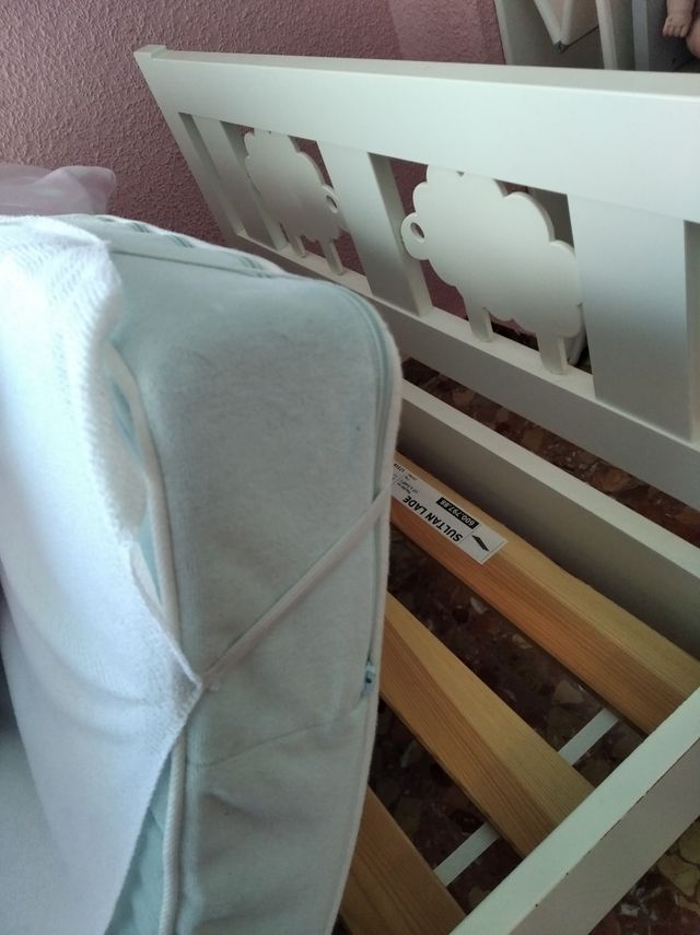 Camita infantil ikea