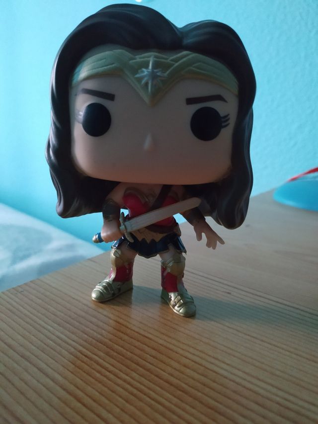 Funko pop wonder woman
