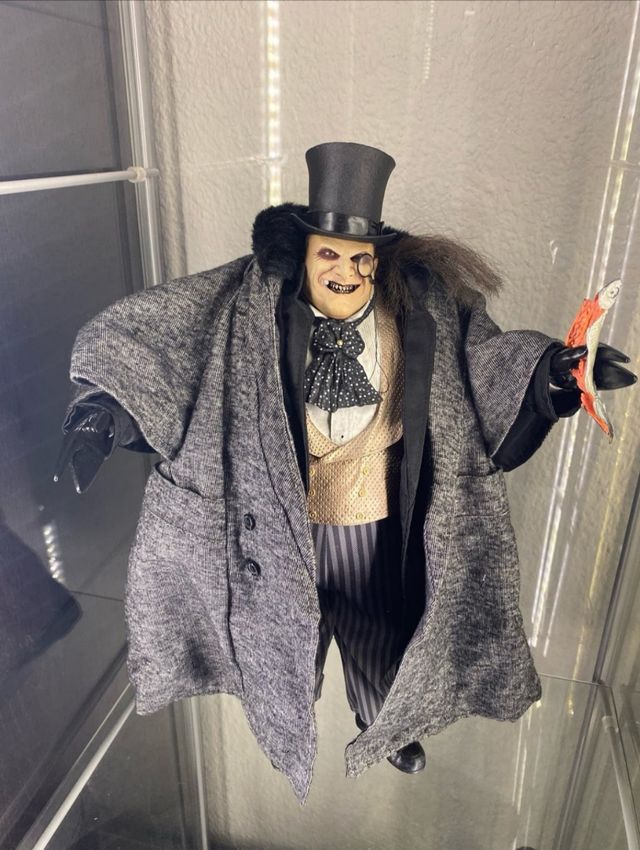 Figura de el pingüino de batman