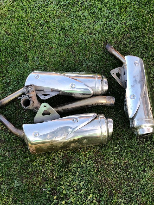 Escapes silenciosos triumph speed triple 1050