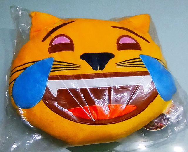 AUTÉNTICO Cojín Emoji ORIGINAL Gato risa NUEVO