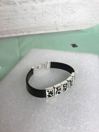 PULSERA PLATA/CUERO de TOUS NUEVA